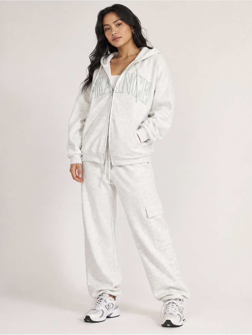 H&M Matching Set – Oversized Hoodie & Cargo Sweatpants (Light Grey)